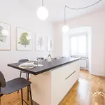 Train Station| 3br| A/c| Center By Tilo Lejlighed *