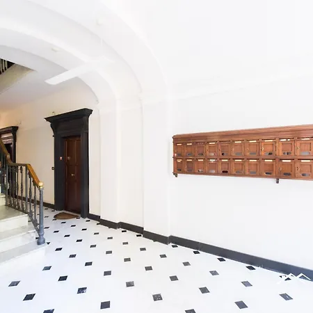 Train Station| 3br| A/c| Center By Tilo Appartement *