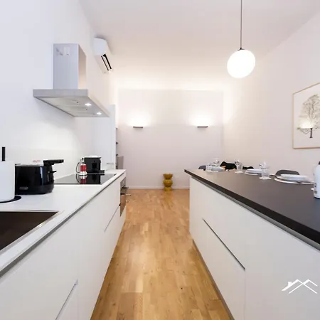 Apartament Train Station| 3br| A/c| Center By Tilo *