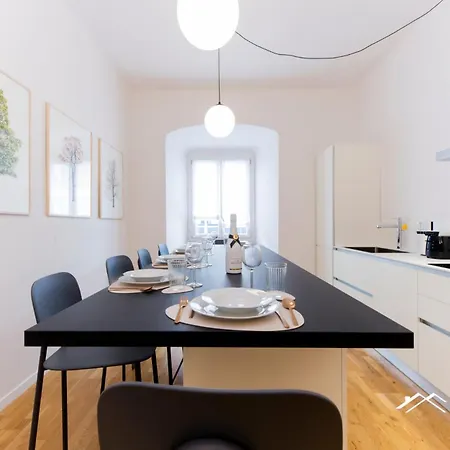 Train Station| 3br| A/c| Center By Tilo