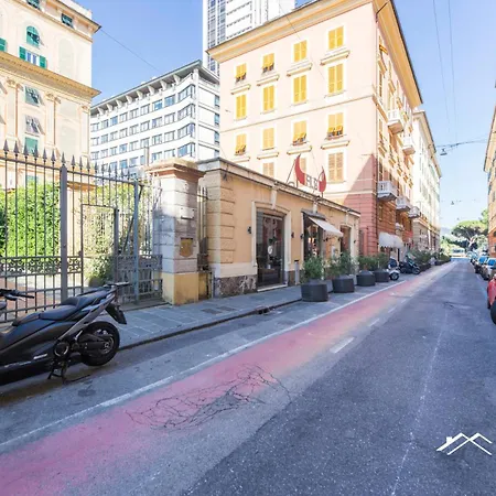 Train Station| 3br| A/c| Center By Tilo Appartement