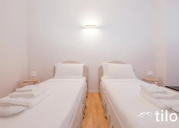 Train Station| 3br| A/c| Center By Tilo *