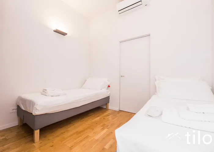 Train Station| 3br| A/c| Center By Tilo