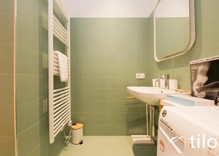 Train Station| 3br| A/c| Center By Tilo *