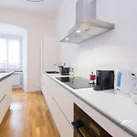 Train Station| 3br| A/c| Center By Tilo *